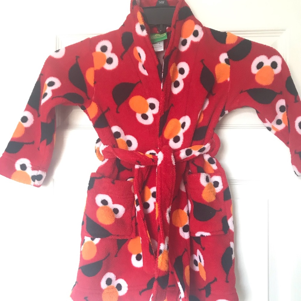 Sesame Street Elmo Robe